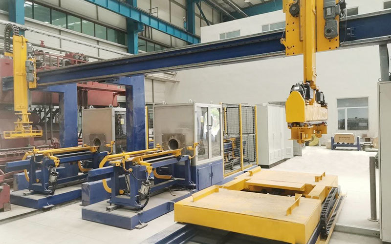 Robotic frictionless induction heating furnace